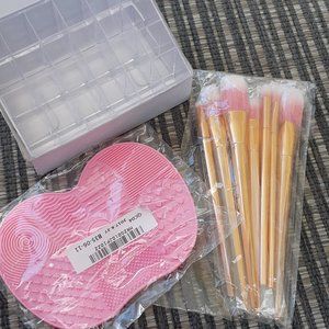 Lot of 3 Makeup Tools/Container